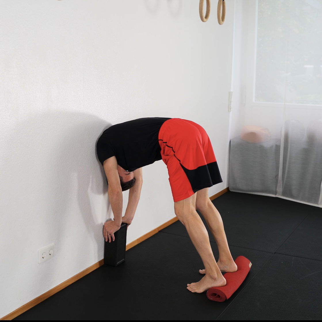 Pike Stretch assisted