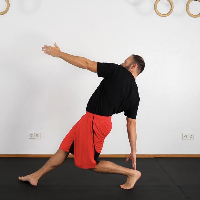 Diagonal Stretch Heel Touch