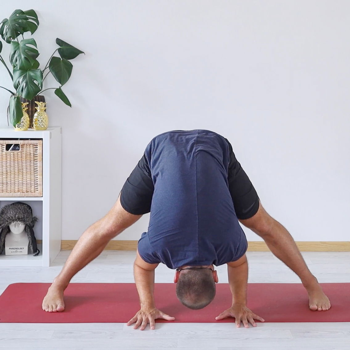 YogaFlow17StandStrong3