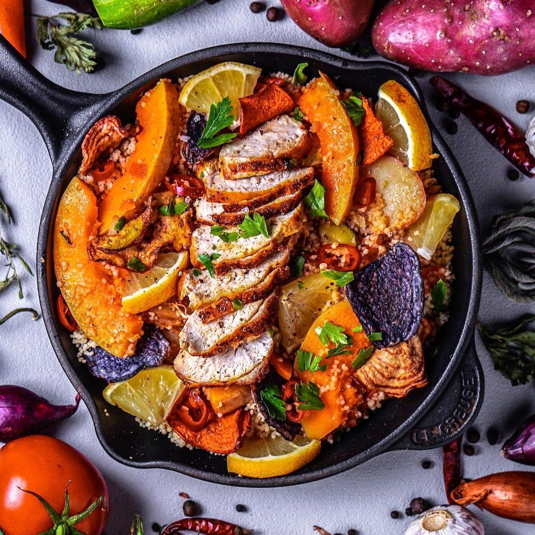 Hähnchenpfanne mit Couscous und Kürbis