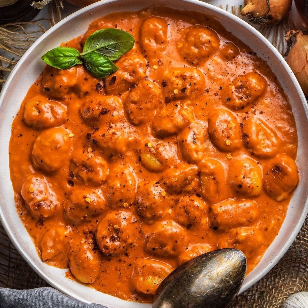 Tomate Mozarella Gnocchi Pfanne