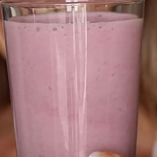 Protein Strawberry Milkshake