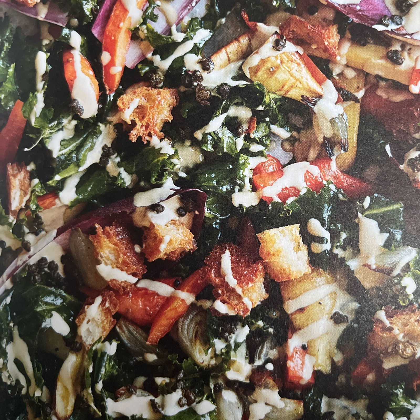 Caesar-Salt mit Wintergemüse