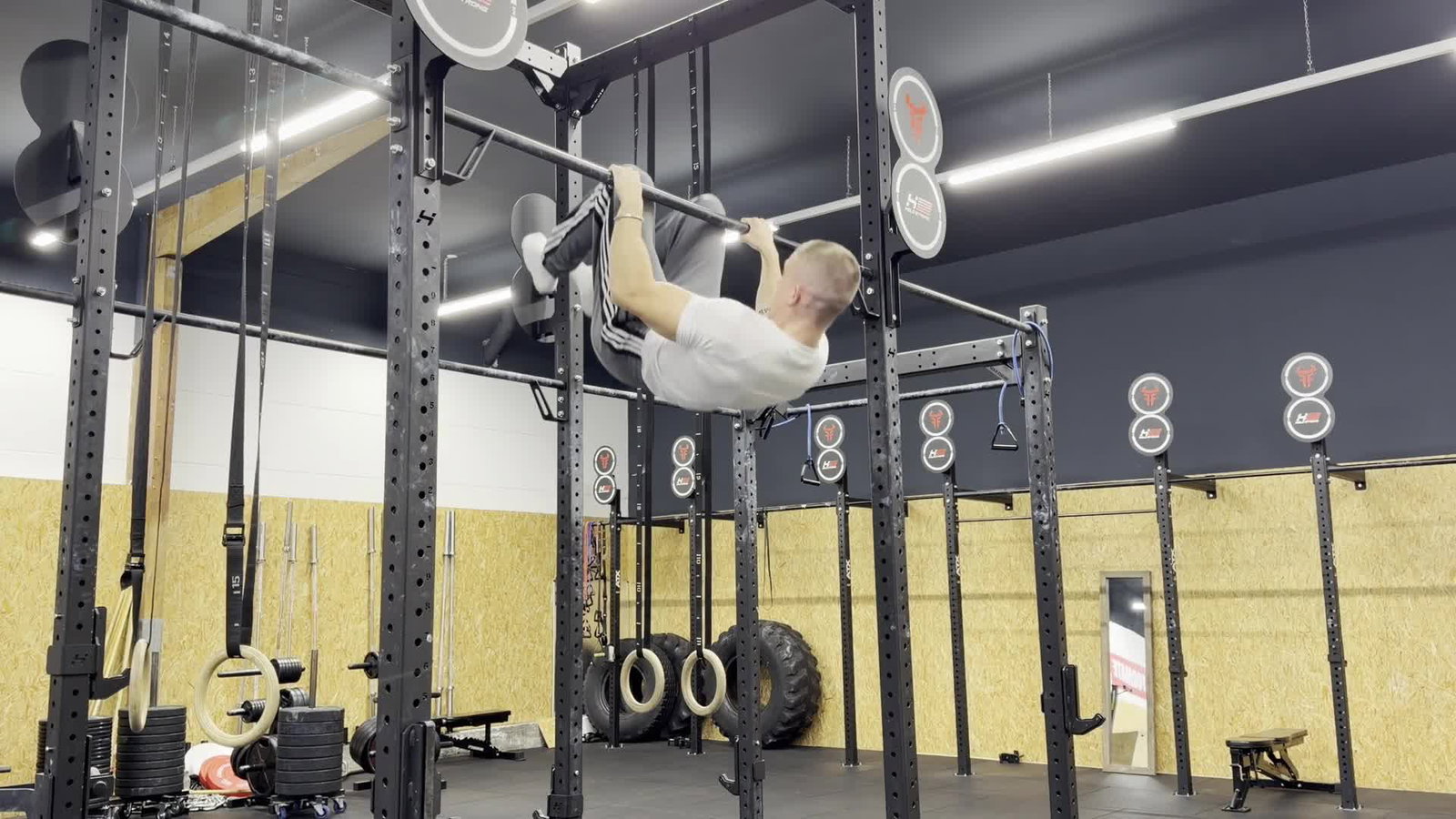 Tuck Front Lever Pulls / Raises
