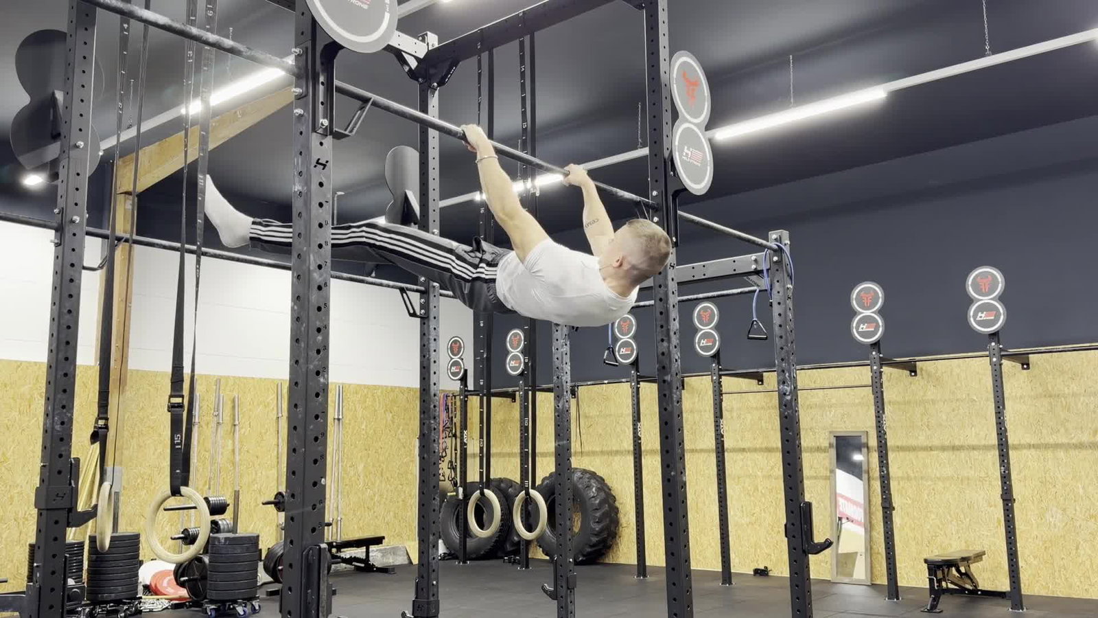 Straddle Front Lever Hold
