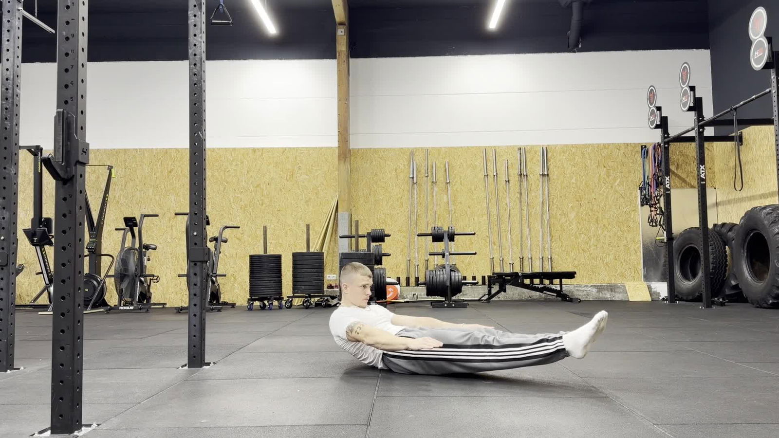 Hollow Hold Weighted