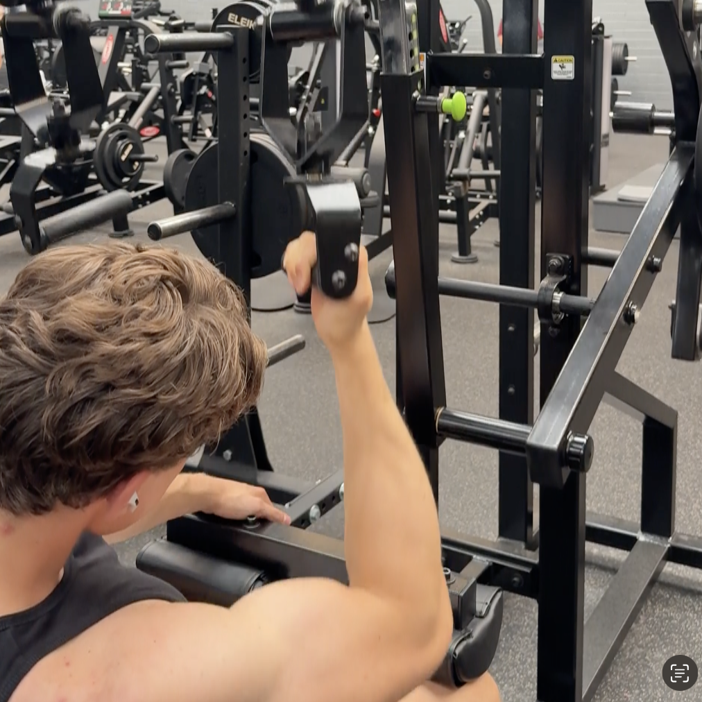 Lat pulldown Background